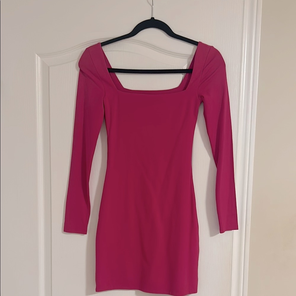 Elegant Pink Long Sleeve Dress